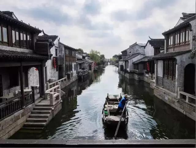 《王者荣耀》琥珀纪元CG大片发布:科幻与你共战峡谷